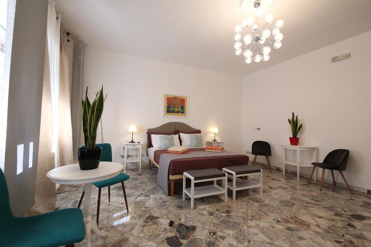 Cavour & Savoia Hotel Bari Luaran gambar